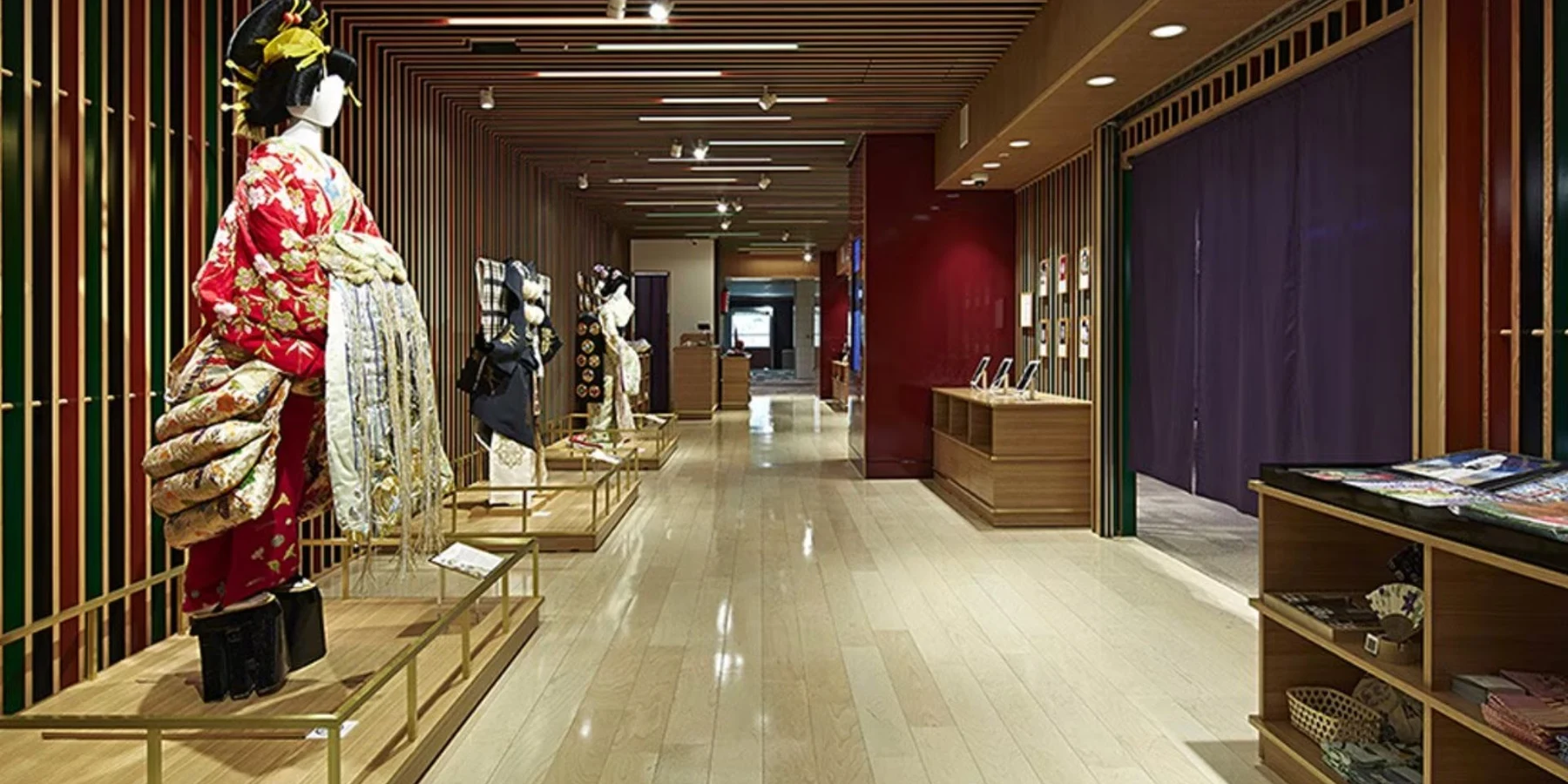 Kabuki Gate Terminal 1 Narita Airport, wooden lattices in Joshikimaku curtain colors with authentic kabuki robes and kumadori face-painting tablet station